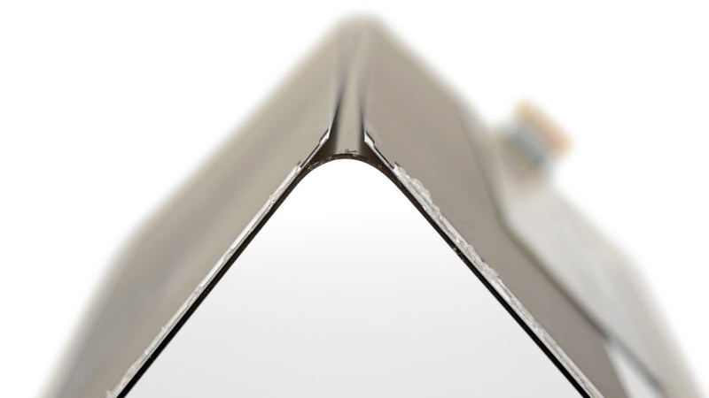 Illustration for article titled Samsung Galaxy Fold Teardown Offers More Clues On Why The Phone Is Malfunctioning